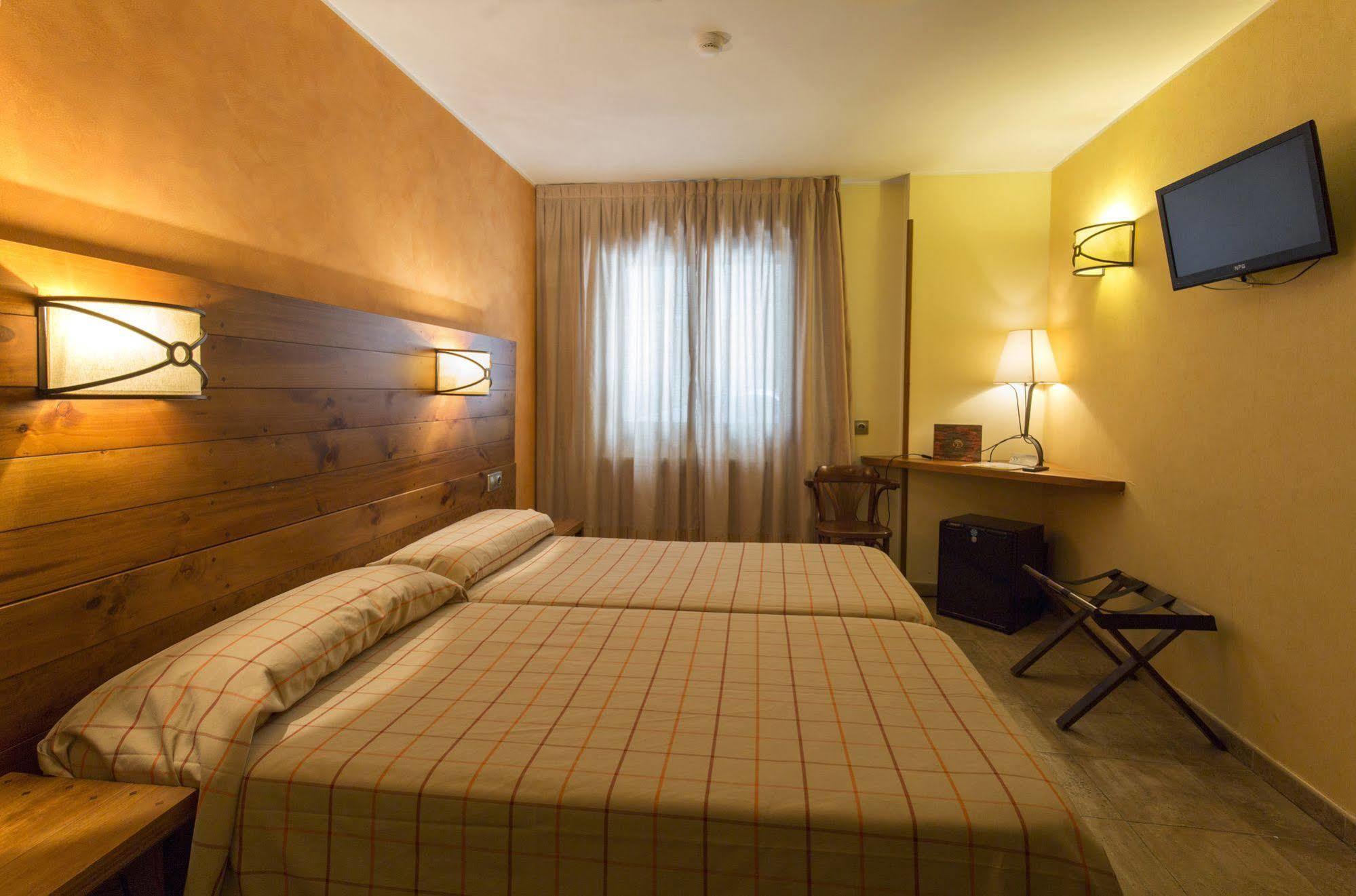 Hotel Magic Pas Пас-де-ла-Каса Екстер'єр фото